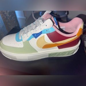 NEW - Never worn 6M/7.5W